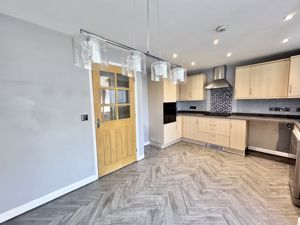 Photo 17- click for photo gallery